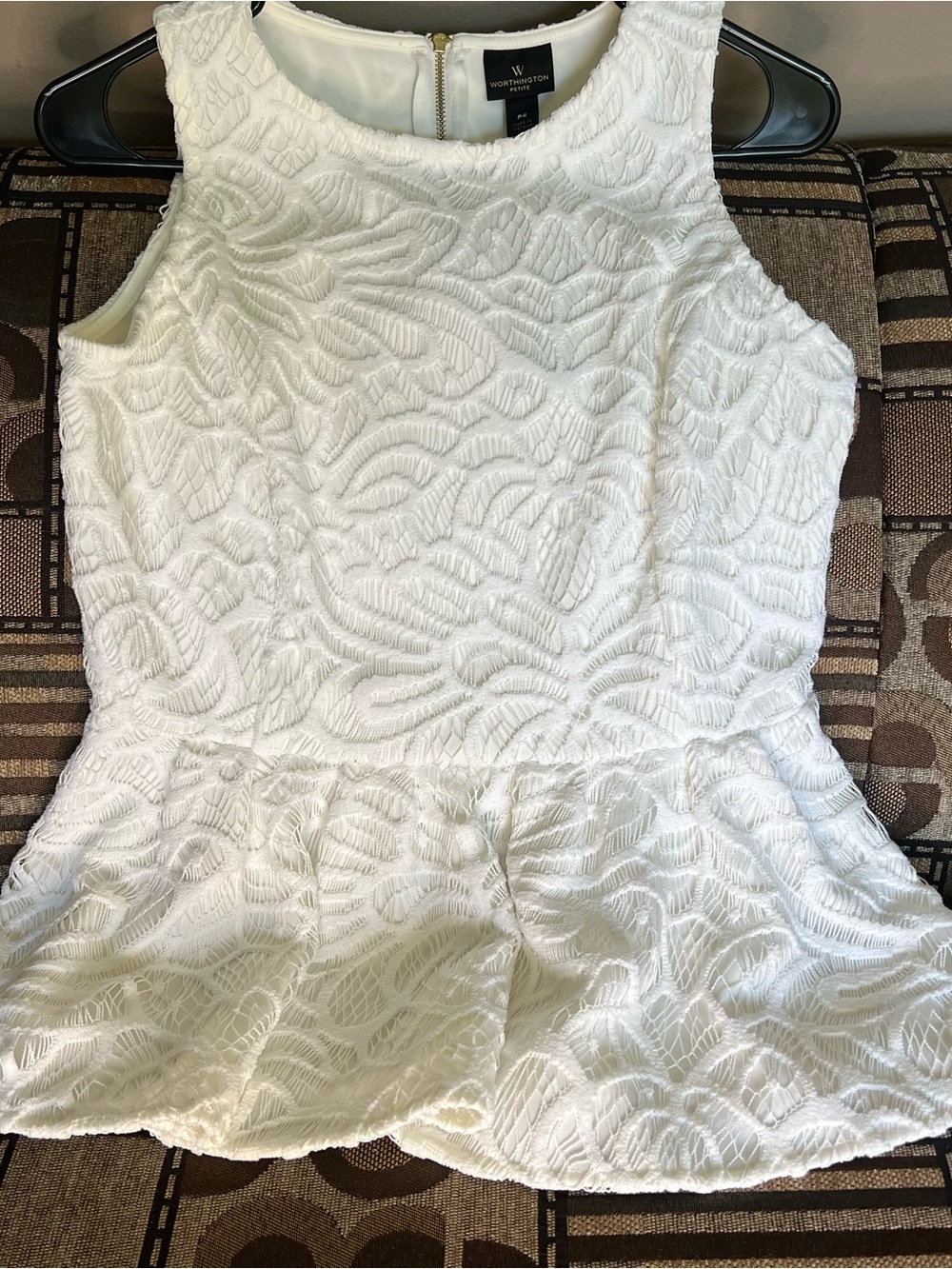 Worthington White Textured Zip-Front Peplum Top